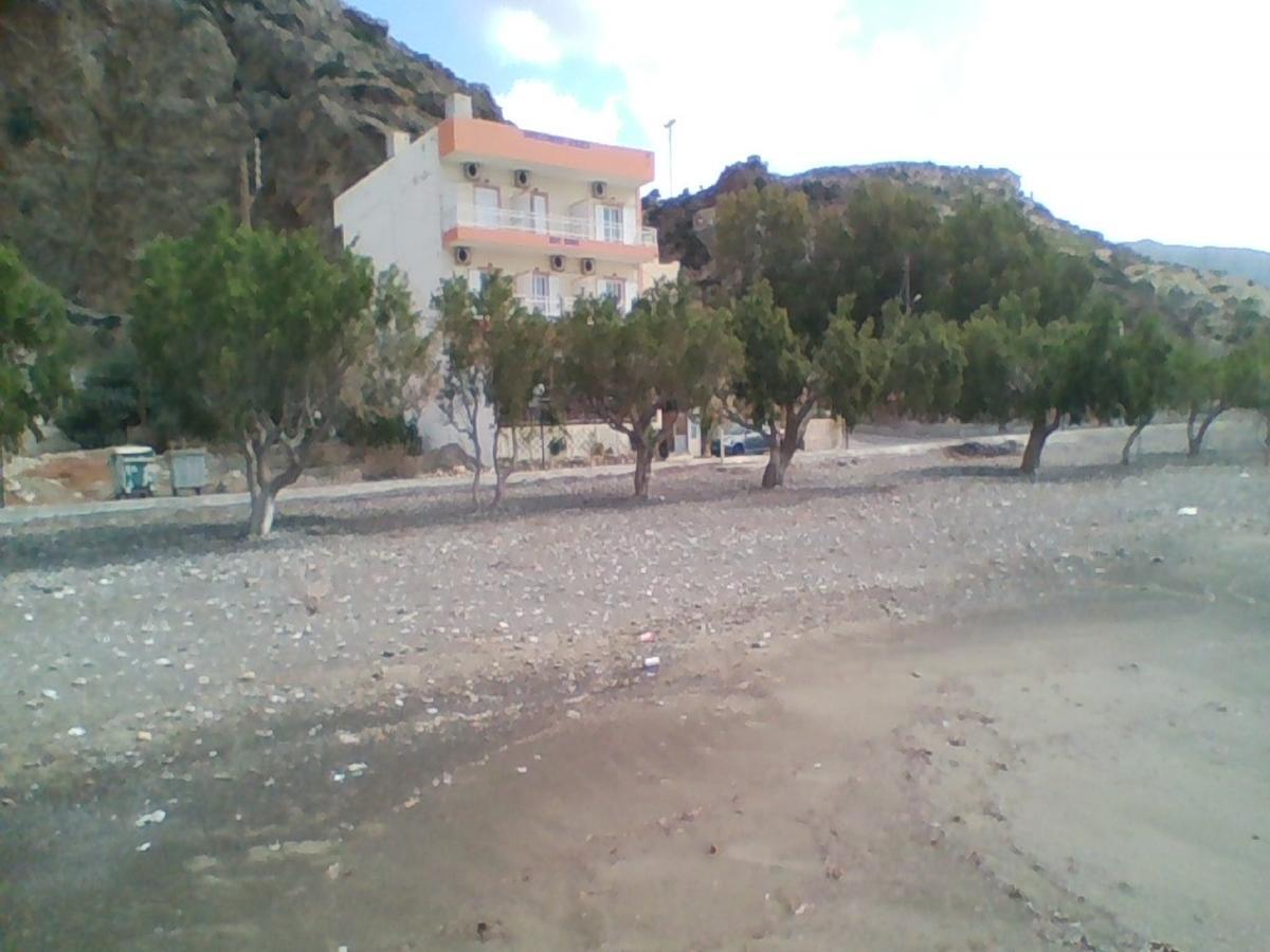 Apollon Aparthotel Tsoutsouros  Exterior photo